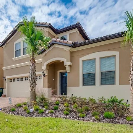 Ultimate New 8 Bedroom 6 Bathroom Windsor